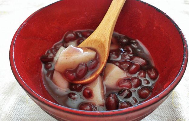 同じじゃない おしるこ と ぜんざい の違い 飲食バイトのための情報サイト グルメdeまとめ